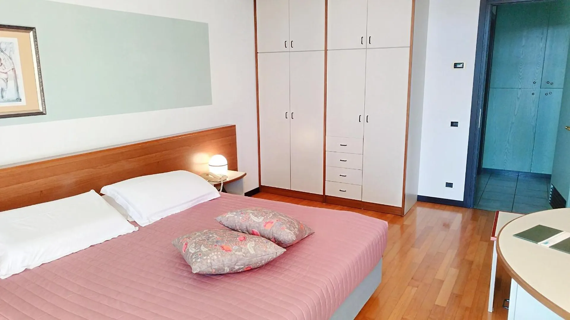 Casaalbergo La Rocca Noale Hotel